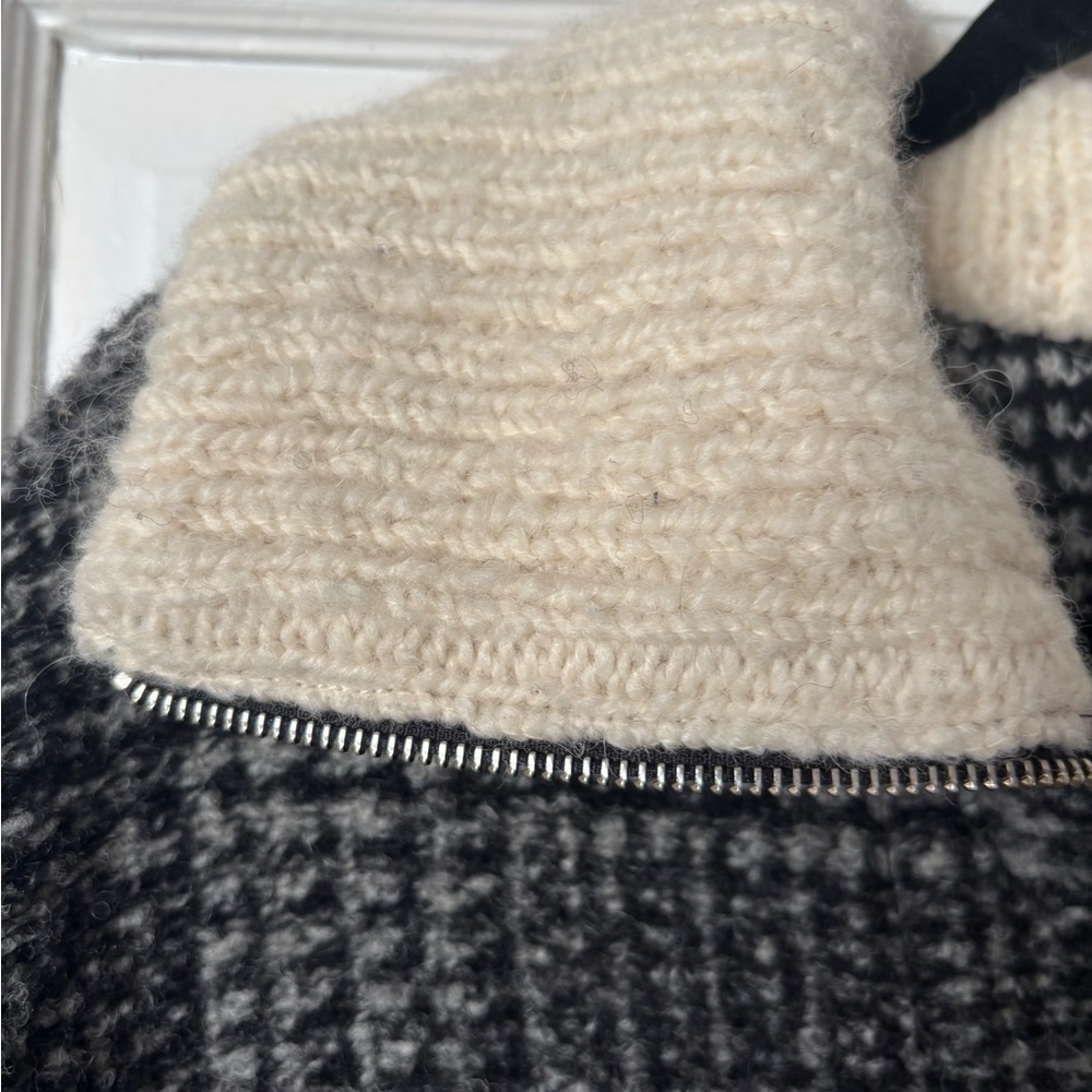 Isabel Marant Etoile Black and White Plaid Cape - Picture 4 of 9